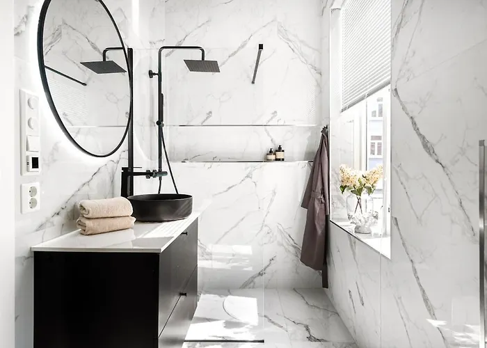 Classic With Good Standard In The Center